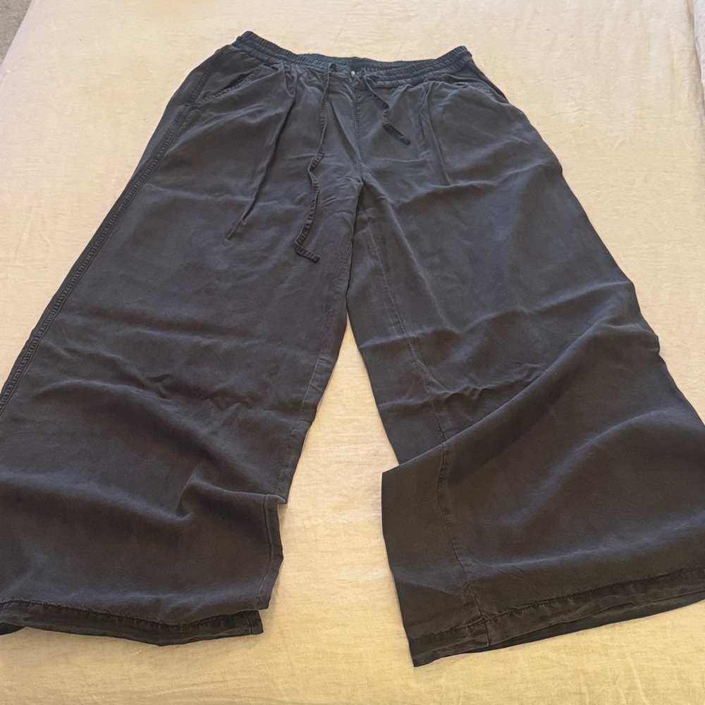 Aerie Lightweight Wideleg Drawstring Pant